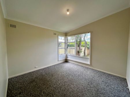 FAMILY HOME IN THE HEART OF TORONTO - Photo 3