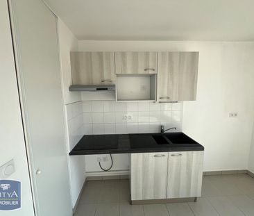 Location Appartement 3 pièces 60m² MONTLOUIS SUR LOIRE 37270 - Photo 4