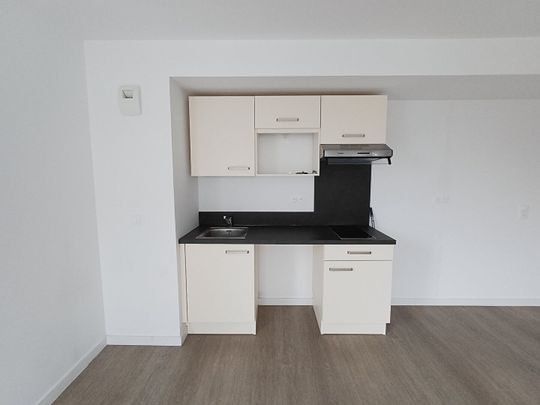 Location Appartement 2 pièces 47m² TOURS 37100 - Photo 1