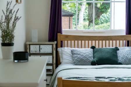 2 Bed Flat, Devonshire Drive, SE10 - Photo 4