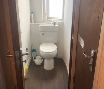 Room in a Shared Flat, London, RM8 - Photo 6