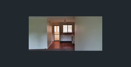 Central, Convenient & Low-Maintenance - Photo 5