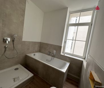 Kernsanierte, lichtdurchflutete 4 Zimmerwohnung mitten in Wiesbaden. - Photo 4