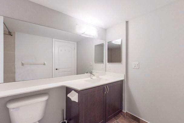 For Lease - 30 North Park Road Unit# 903, Vaughan, Ontario - Photo 1