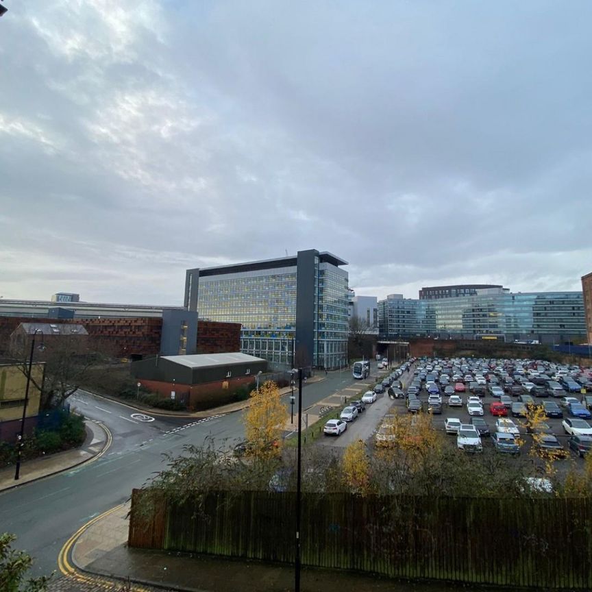 Wharf Close, Manchester - Photo 1