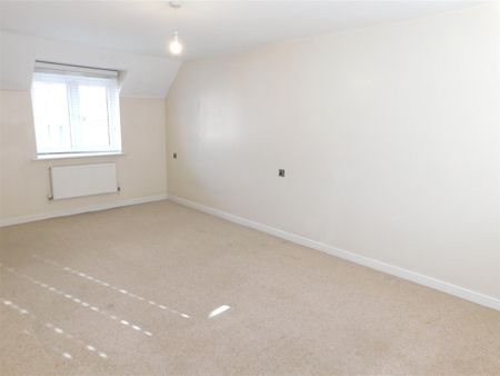 Lilleburne Drive, Nuneaton - Photo 2