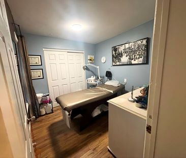 $1,699 / 2 br / 1 ba / 44 Spring st unit 1 - Photo 1