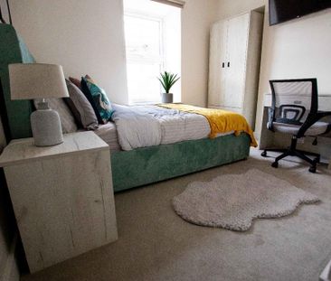 9 bedroom house to rent - Photo 3