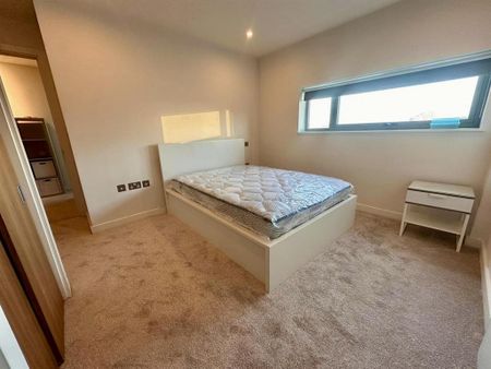 2 bedroom apartment to rent - Photo 4