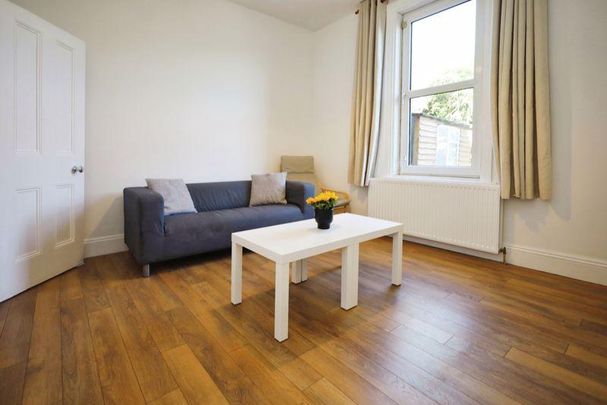 2 bedroom house to rent - Photo 1