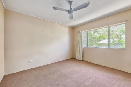 Ideally located in the heart of Wilston - Photo 4