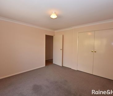 2/86 Nile Street, Orange, NSW 2800 - Photo 4