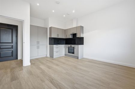 Headgate, Colchester - Photo 3