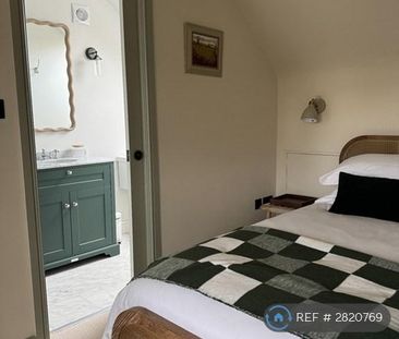 3 bedroom detached house to rent - Photo 3