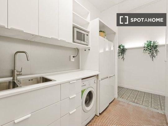 barcelona, Catalonia 08009 - Photo 1