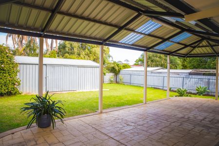 3 Garema Drive, Morphett Vale SA 5162 - House For Rent | Domain - Photo 4