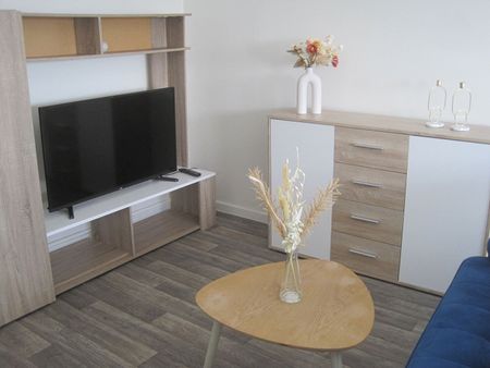 A LOUER CHAMBRE EN COLOCATION PROCHE GARE ET CENTRE VILLE ST QUENTIN 02100 - Photo 4