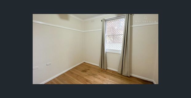 Comfortable & Convenient 3-Bedroom Home - Photo 1