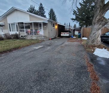 For Lease - 257 Browndale Crescent Unit# Main, Richmond Hill, Ontario - Photo 2