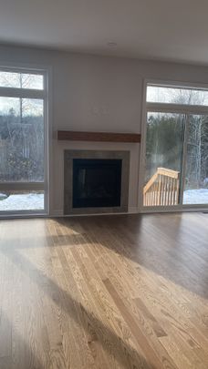 For Lease - 2440 Goldhawk Road, Stittsville - Munster - Richmond, Ontario - Photo 1