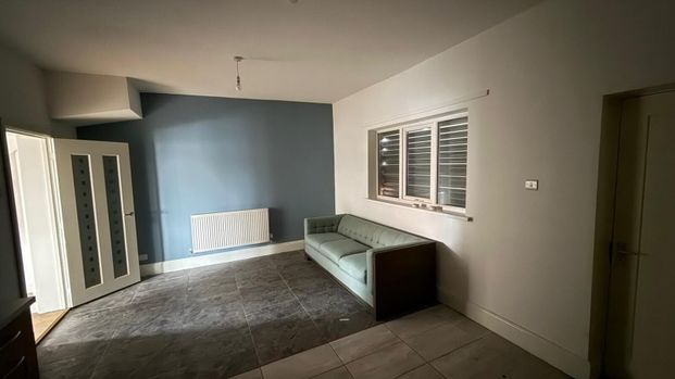 Beever Street, Rotherham, Goldthorpe - Photo 1