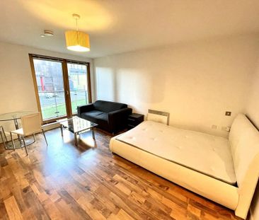 Studio to rent - Photo 4