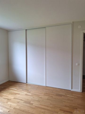 Karlslättsv 7 C - Photo 3