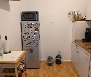 2-Zimmerwohnung mit Einbauküche in nähe der City! - Photo 1