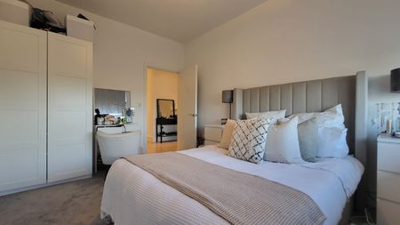 1 bedroom apartment to rent - Photo 2