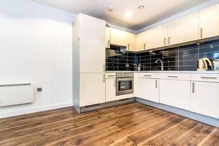 2 bedroom flat to rent - Photo 5