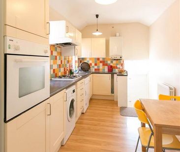 6 bedroom flat to rent - Photo 3