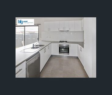 1A Alderstone Rise, Cranbourne East, Vic 3977 - Photo 5