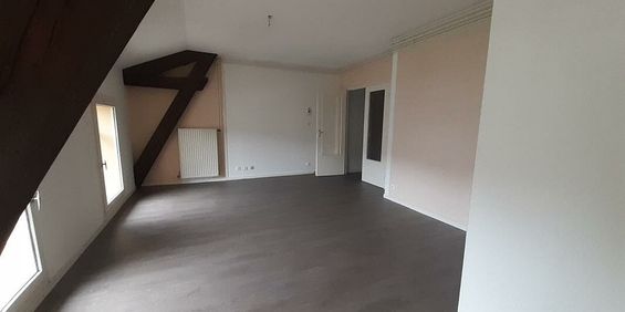 COURS APPARTEMENT T2 - Photo 3