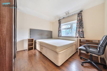 5 bedroom semi-detached house to rent - Photo 5