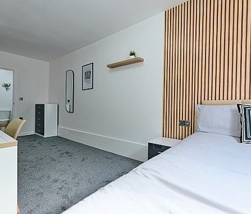 Room in a Shared Flat, Princess House, S1 - Photo 5