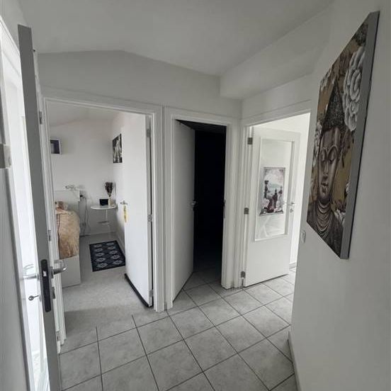 Appartement te huur - Photo 1