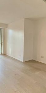 For Rent: Luxury 1-bedroom in the heart of Financial District - Photo 4