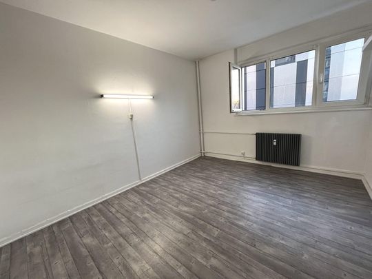 Un charmant studio vue Cathédrale – Esplanade / rue de Rome - Photo 1