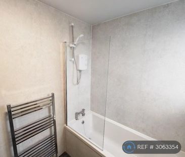 3 bedroom maisonette to rent - Photo 6