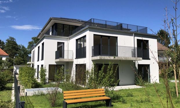 SEEBAUER | sehr hochwertige 2 Zimmer mit EBK im 1. OG - Photo 1