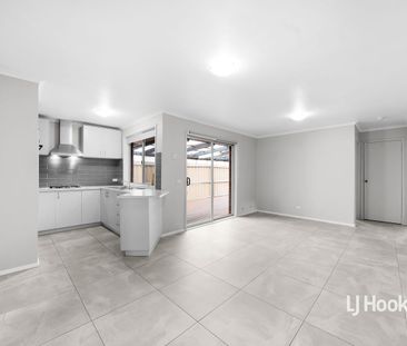 Four-Bedroom Comfort & Entertainer’s Pergola in the Heart of Hopper... - Photo 5