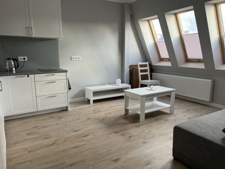 Kawalerka w Centrum miasta - Photo 2