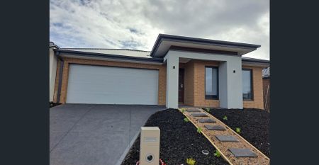 Like new 4-bedroom home in Mambourin! - Photo 5