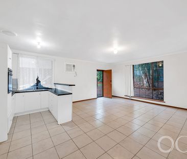 Open the Door to Easy Living - Photo 2