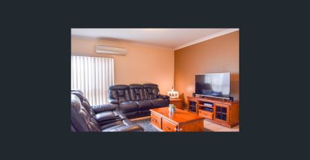 TRINITY HEIGHTS! - Photo 4