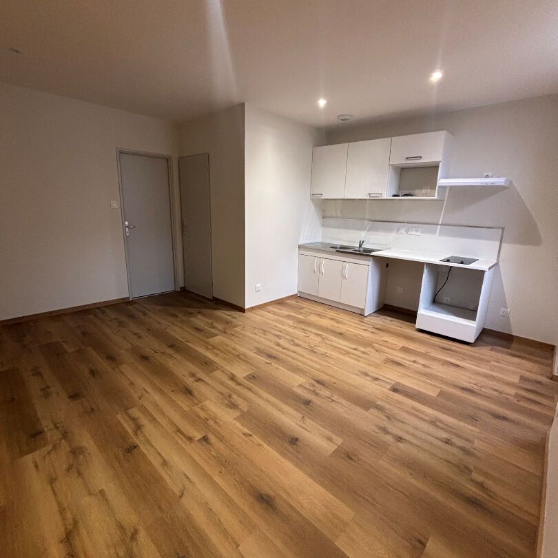 Appartement Le Creusot 2 pièce(s) 32.73 m2 - Photo 1