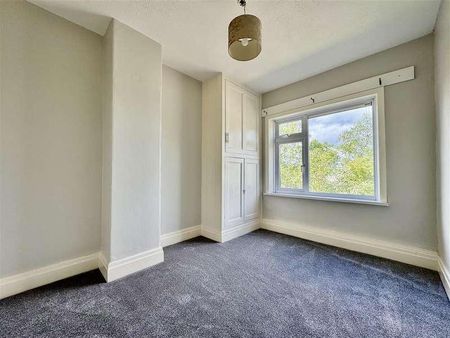 Turnshaw Avenue, Kirkburton, Huddersfield, HD8 - Photo 5