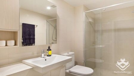 GREAT 1 BEDDER IN LEAFY ALBION! - Photo 5