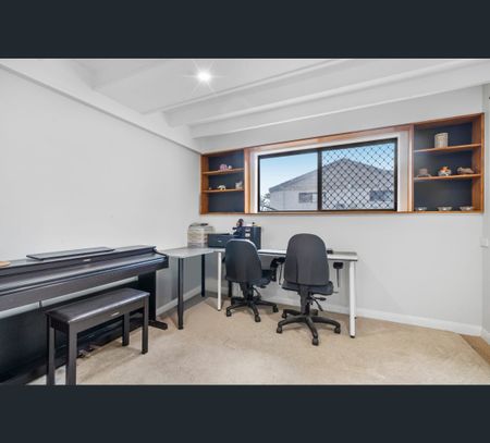 16 Camena Street, Shailer Park, Qld 4128 - Photo 3