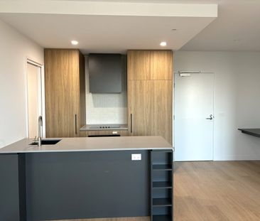 Furnished 2 Bedroom Apartment - Photo 5